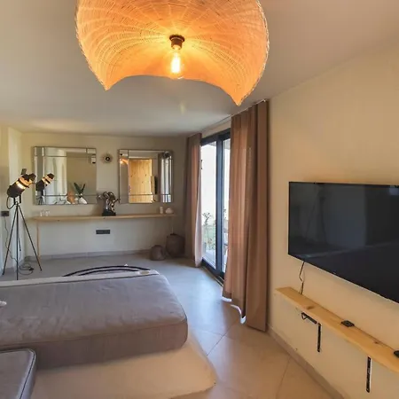 Unique Boutique For Chillout Getaway * Bogazici